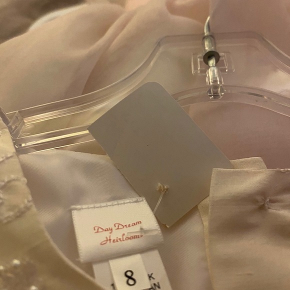 Girls Ivory Dress NWT - Picture 4 of 6